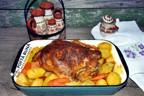 Pui intreg marinat cu iaurt, la cuptor, reteta simpla