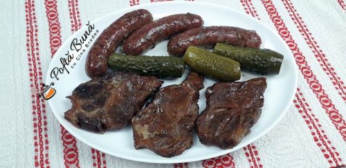 Friptura de porc la tava cu carnati de casa