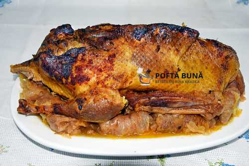 Rata umpluta Rata umpluta cu sarmale din piept de rata, reteta festiva veche