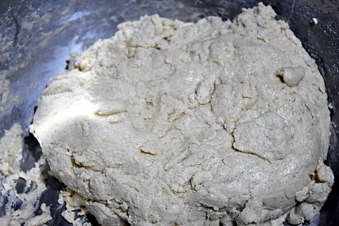 Turta dulce glazurata, moale si aromata, reteta veche