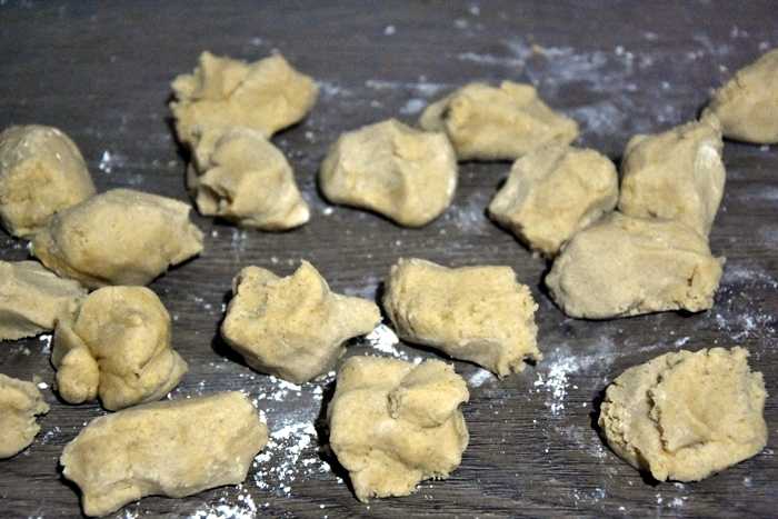 Turta dulce glazurata, moale si aromata, reteta veche