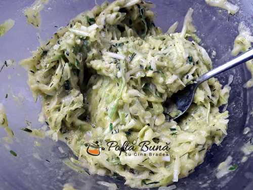 Chiftele tocinei din dovlecei reteta ieftina si rapida 1 500x375 - Tocinei reteta ieftina si rapida