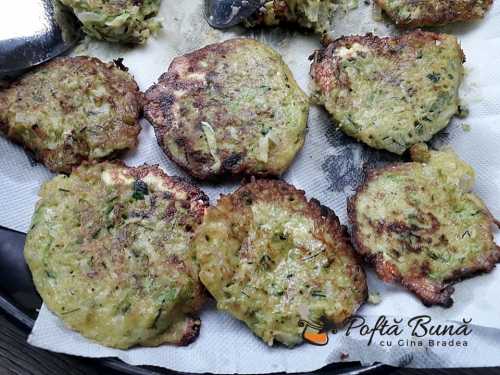 Chiftele tocinei din dovlecei reteta ieftina si rapida 5 500x375 - Tocinei reteta ieftina si rapida