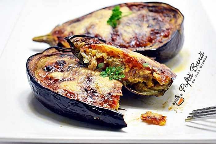 Vinete umplute cu carne tocata, reteta la cuptor Vinete umplute cu carne tocata, reteta la cuptor