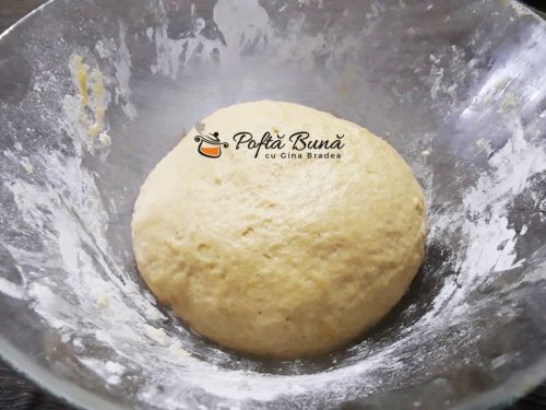 Bucte buhteln cu gen si nuca gogosi cornuri pufoase la cuptor 1 500x375 - Bucte cu gem - buhteln, cornuri sau gogosi pufoase, la cuptor