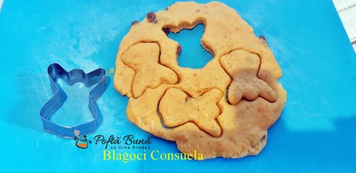 biscuiti fragezi cu dovleac reteta simpla1 500x243 - Biscuiti fragezi cu dovleac si zahar brun