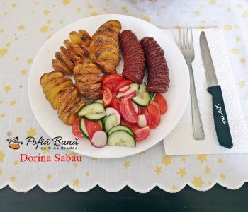 Cartofi acordeon - rețeta de cartofi Hasselback la cuptor Cartofi acordeon - rețeta de cartofi Hasselback la cuptor