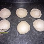 covrigi pufosi cu dulceata 2 150x150 - Covrigi pufosi cu dulceata, colacei cu susan, reteta simpla