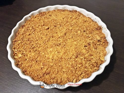 Crumble de mere cu inghetata, reteta simpla si rapida