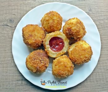 Gomboti cu prune, reteta ardeleneasca pas cu pas