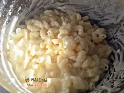 Mac and cheese cu bacon