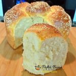 paine de casa cu lapte si ou 2 150x150 - Paine de casa cu lapte si ou, in forma de floare