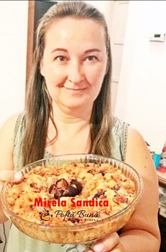 Prajitura cu piersici, smochine si amaretti