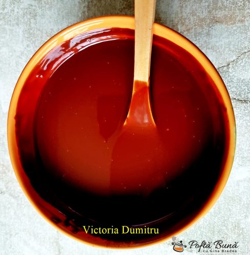 prajitura snickers reteta simpla 5 489x500 - Prajitura Snickers cu alune, crema caramel si ciocolata