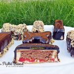 Prajiturele cu mousse de ciocolata alba si jeleu de zmeura prajiturele cu mousse de ciocolata alba si jeleu de zmeura 6 150x150 - Prajiturele cu mousse de ciocolata alba si jeleu de zmeura