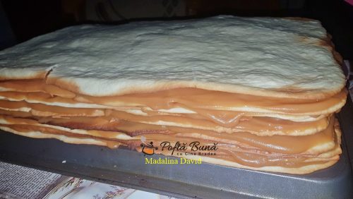 Prajitura Carpati cu foi si crema de unt, reteta de cofetarie reteta prajitura carpati reteta clasica 3 500x282 - Prajitura Carpati cu foi si crema de unt, reteta de cofetarie