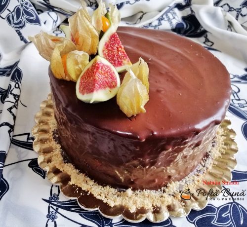 Tort cu crema de vanilie si ciocolata, reteta pas cu pas