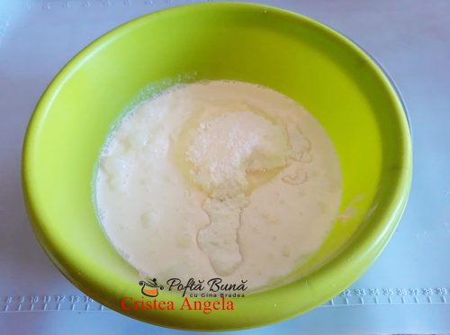 Tort Oreo cu mascarpone fara coacere tort oreo cu mascarpone reteta rapida fara coacere2 500x372 - Tort Oreo cu mascarpone fara coacere