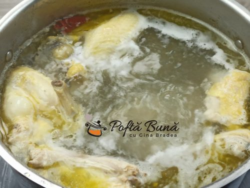 Ciorba de pui bors de pui cu taitei de casa Ciorba de pui bors de pui cu taitei de casa reteta moldoveneasca gina bradea 3 500x375 - Ciorba de pui bors de pui cu taitei de casa