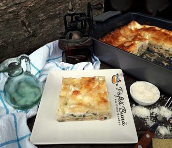 Reteta de lasagna cu sos bechamel, mazare si afumatura Reteta de lasagna cu sos bechamel, mazare si afumatura