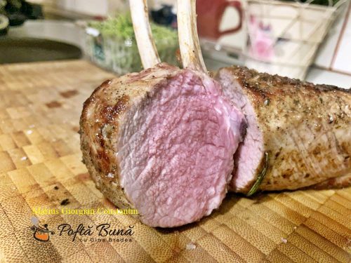 Cotlete de miel cu piure de mazare si menta, reteta simpla