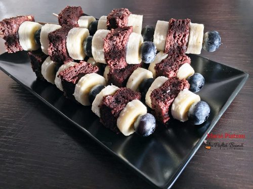 Frigarui dulci cu negrese, banane si afine