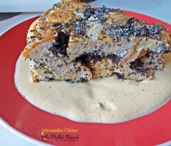 Guba cu mac (mákos guba, bobajka) cu sos de vanilie Guba cu mac (mákos guba, bobajka) cu sos de vanilie