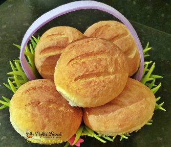 Painici pufoase de casa, reteta simpla, clasica, pas cu pas Painici pufoase de casa, reteta simpla, clasica, pas cu pas