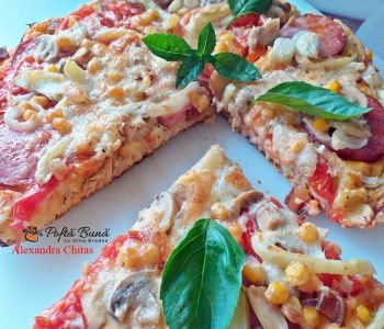 Pizza rapida la tigaie, reteta simpla cu tot ce ai in casa Pizza rapida la tigaie, reteta simpla cu tot ce ai in casa