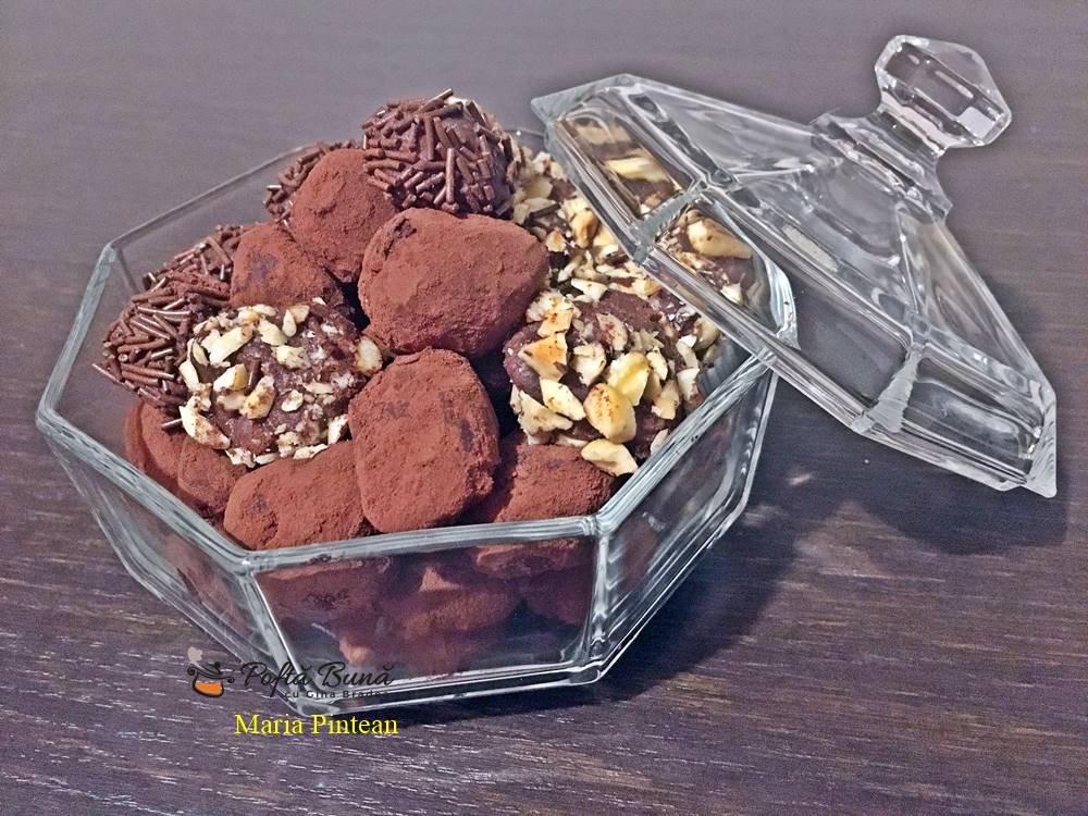 Trufe de ciocolata, reteta celor mai fine bomboane de ciocolata