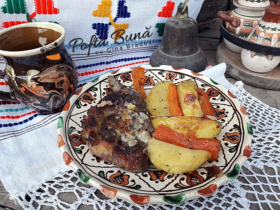 Ceafa de porc la cuptor cu legume - Retete Culinare cu Gina Bradea
