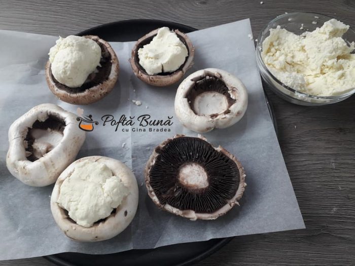 Ciuperci umplute cu branza de burduf la cuptor reteta gina bradea 3 700x525 - Ciuperci umplute cu branza de burduf