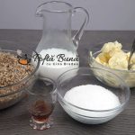 Crema de nuci oparite cu lapte si unt, reteta veche