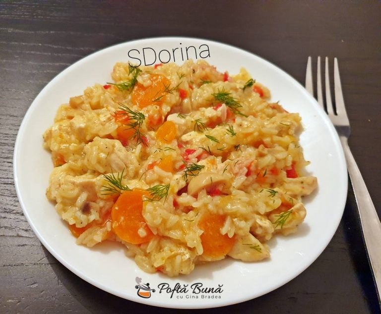 Pilaf de orez cu piept de pui si legume