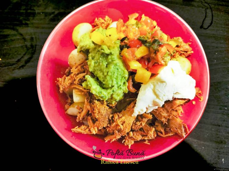 Pulled pork, porc sfartecat, reteta la slow cooker
