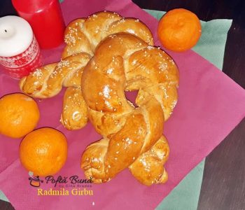 Craciunei - colacei moldovenesti traditionali Craciunei - colacei moldovenesti traditionali