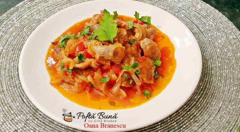 Tocanita de pipote cu ceapa si ardei