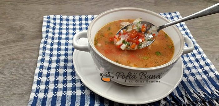 Ciorba de curcan din gaturi, reteta de ciorba taraneasca
