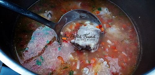 Ciorba de curcan din gaturi, reteta de ciorba taraneasca