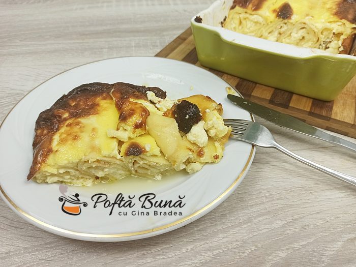 Clatite cu branza dulce de vaci si smantana, la cuptor