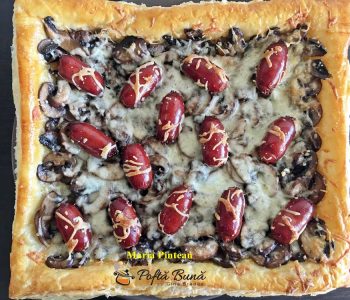 Tarta cu ciuperci si carnaciori de bere