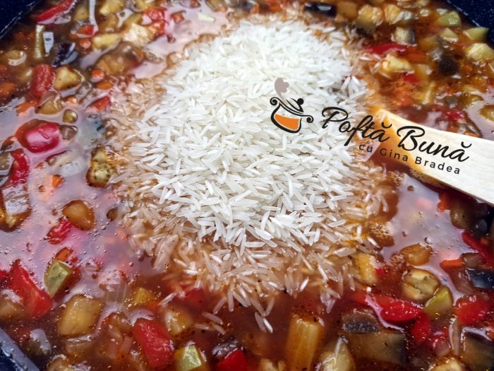 Tocana de legume reteta de ghiveci cu orez Tocana de legume ghiveci cu orez reteta gina bradea 5 700x525 - Tocana de legume reteta de ghiveci cu orez
