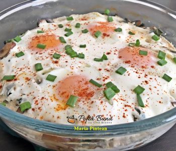 Oua la cuptor cu spanac si ciuperci Oua la cuptor cu spanac si ciuperci