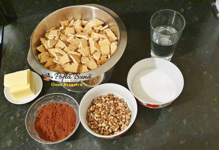 reteta de tort de biscuiti 2 700x481 - Tort de biscuiti