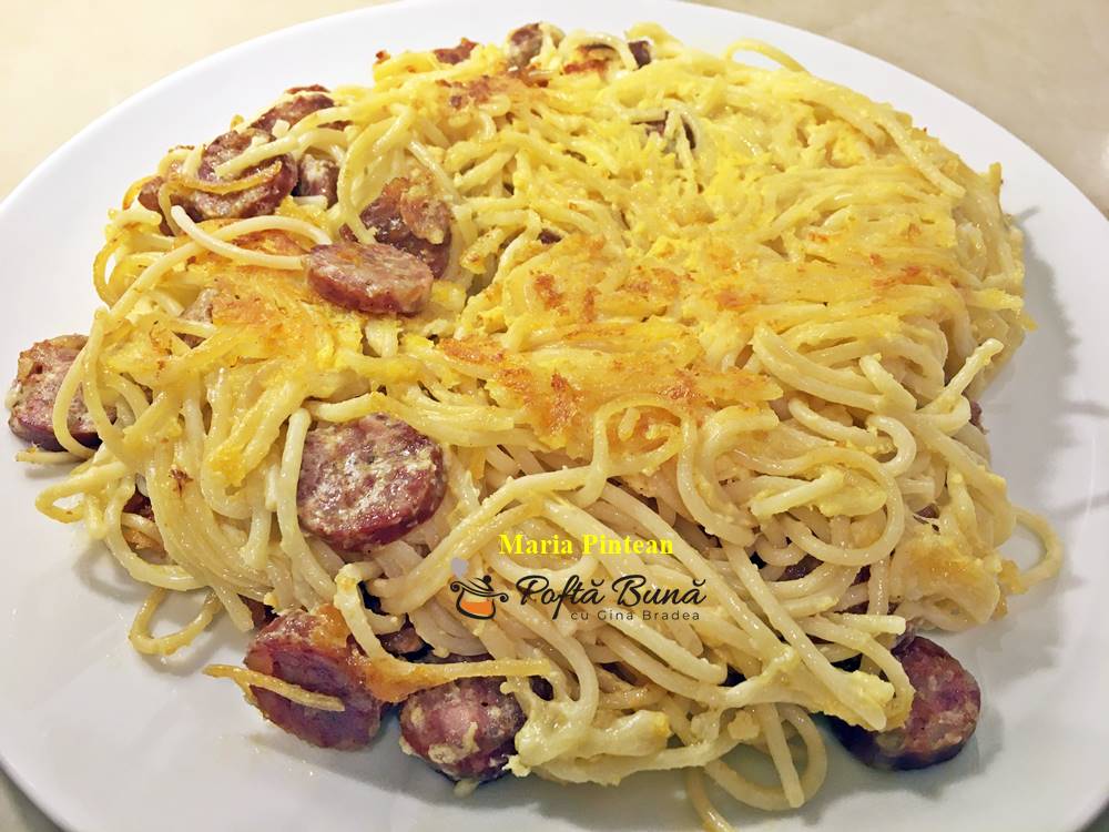 spaghete cu ou si carnati tigaie reteta rapida 1 - Spaghete cu ou si carnati, reteta rapida