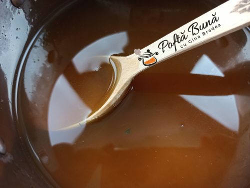 Lichior de menta facut acasa reteta simpla gina bradea 5 500x375 - Sirop de menta reteta simpla naturala