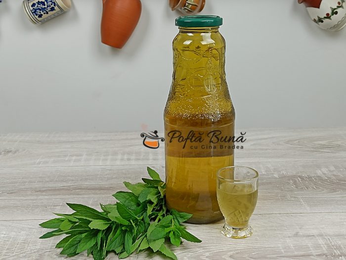 Lichior de menta – reteta de casa Lichior de menta - reteta de casa
