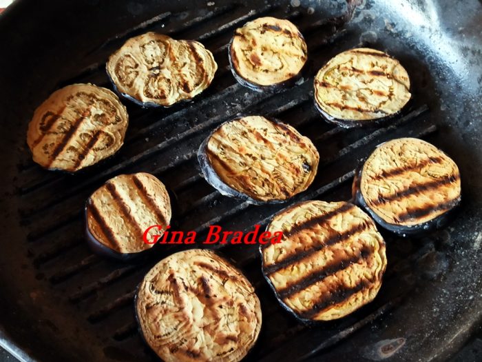 Vinete si dovlecei in bulion la borcan pentru iarna Vinete si dovlecei in bulion la borcan pentru iarna gina bradea 2 700x525 - Vinete si dovlecei in bulion la borcan pentru iarna