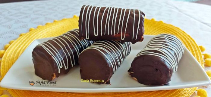 Mini-rulade cu ciocolata si rom