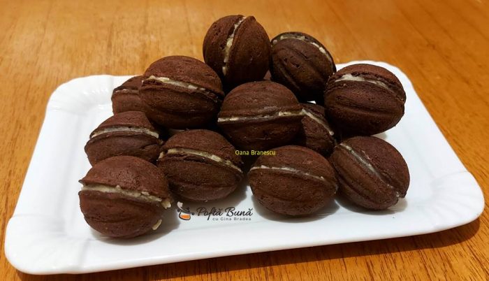 Nuci cu cacao si crema de cocos